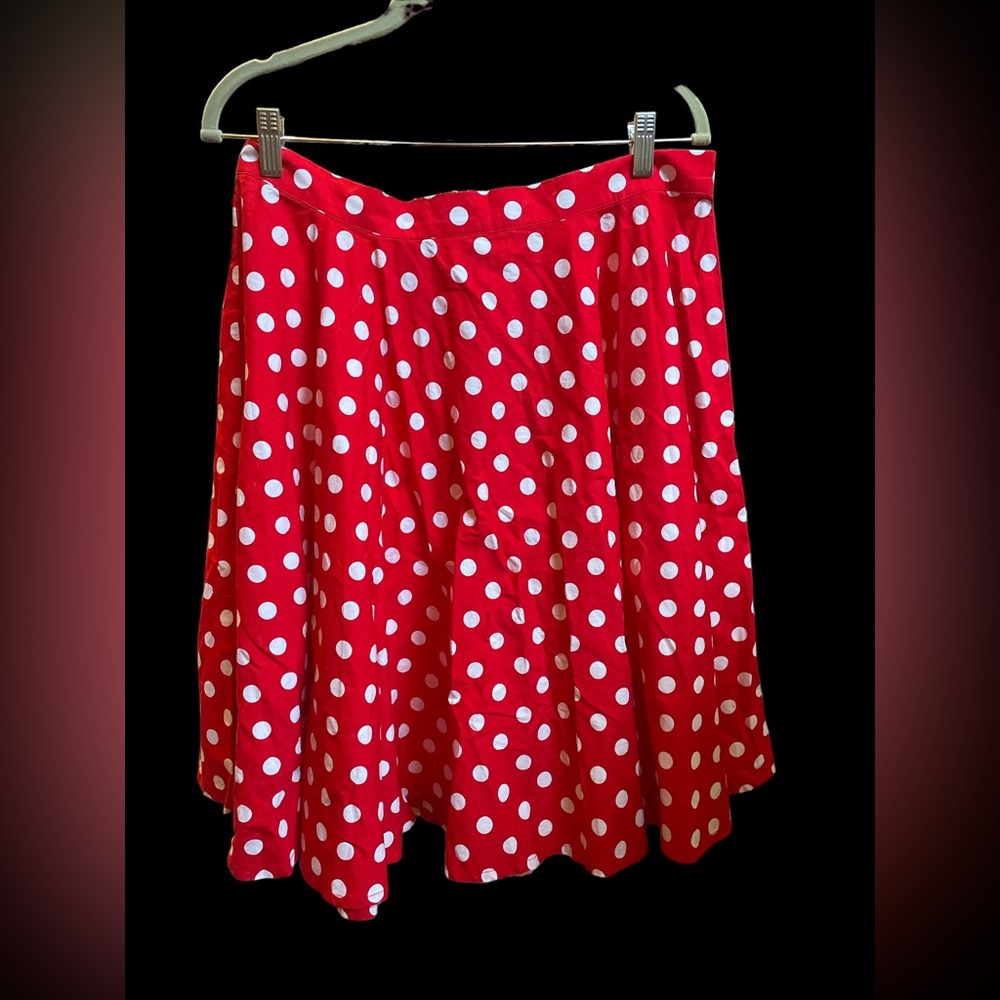 whimsical/fifties inspired red polka dot circle skirt